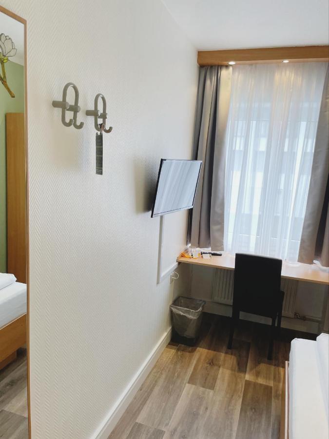 Europa Hotel City Saarbrücken Esterno foto